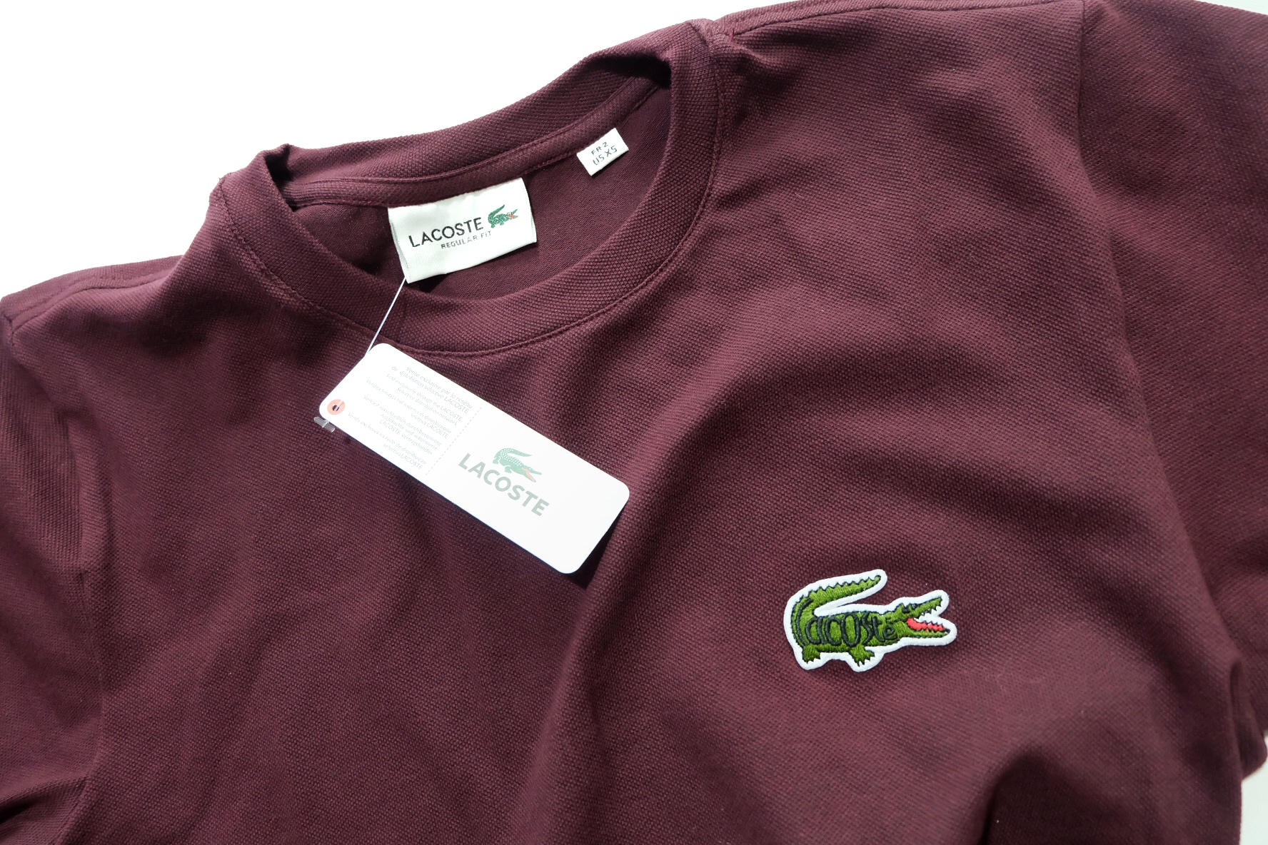 Roundneck-Legendary-Burgundy-1